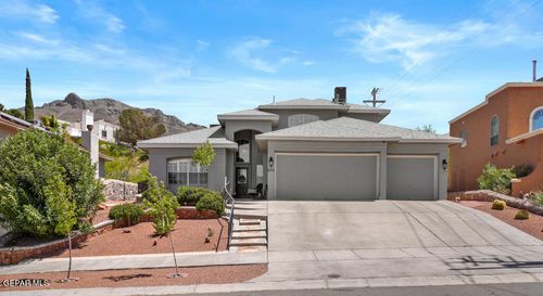 852 Via Descanso Dr, El Paso, TX, 79912-2616 | Card Image