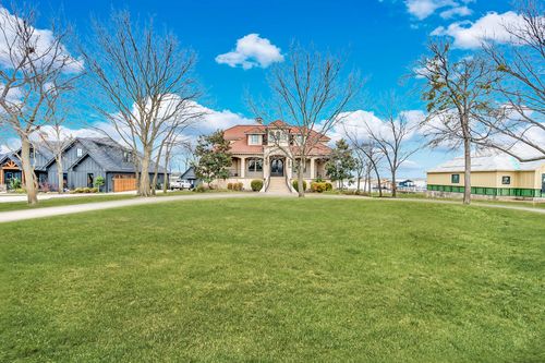 1201 The Shores Dr, Corsicana, TX, 75109-9591 | Card Image