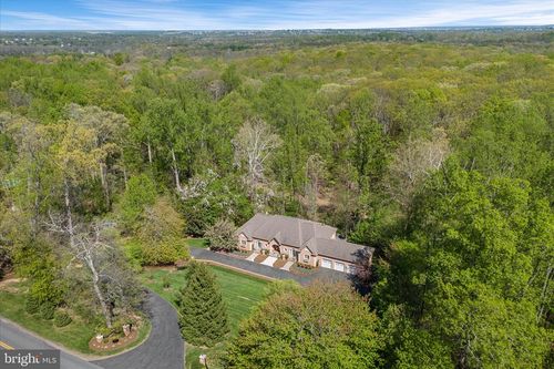 22030 Watson Rd, LEESBURG, VA, 20175-6577 | Card Image