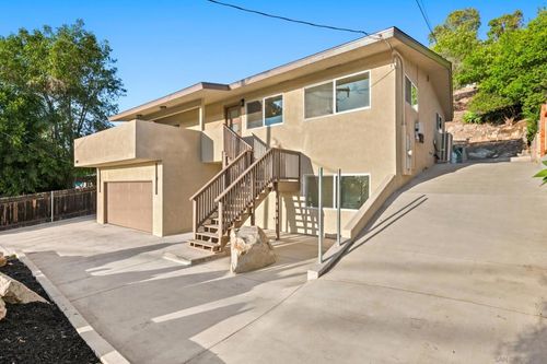 2901 Helix St, Spring Valley, CA, 91977-2728 | Card Image