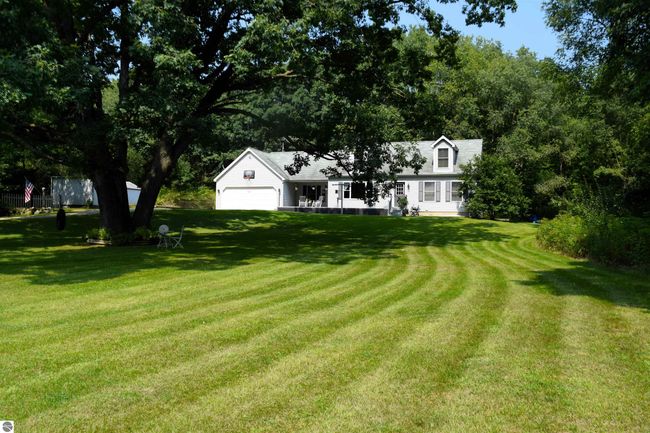 1069 El Camino Grande, House other with 4 bedrooms, 2 bathrooms and null parking in Lake Isabella MI | Image 4