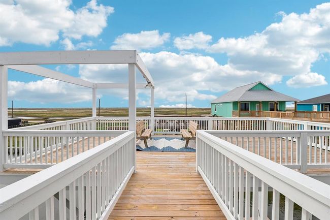 Back upper deck | Image 35