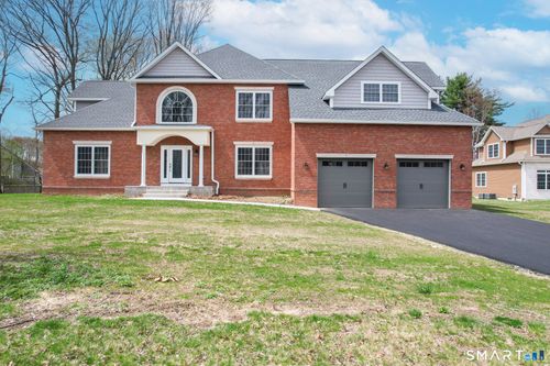 47 J Ryan Way, Watertown, CT, 06795-3390 | Card Image