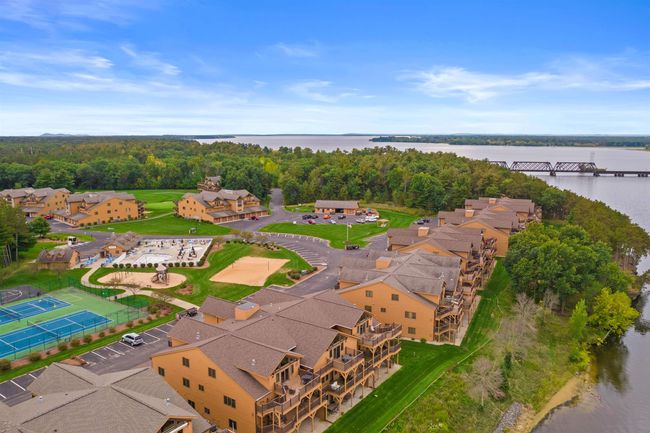 2708 - 2017-8 S Czech Xing, Condo with 3 bedrooms, 2 bathrooms and null parking in Arkdale WI | Image 45