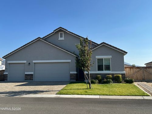 8388 Druids Glen Dr, Verdi, NV, 89439-8045 | Card Image