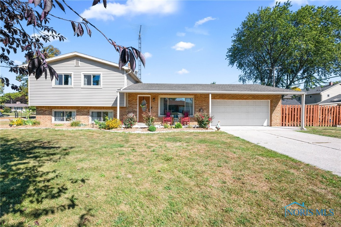 Grosse Point Pkwy, Toledo, OH 43611