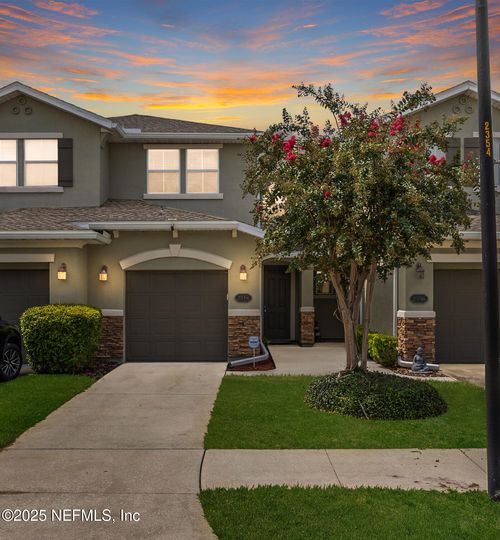2358 Sunset Bluff Dr, Jacksonville, FL, 32216-4702 | Card Image