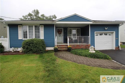 51 Leslie Rd, Colonia, NJ, 07067-2416 | Card Image