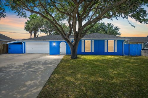 14141 Bounty Ave, Corpus Christi, TX, 78418-6402 | Card Image