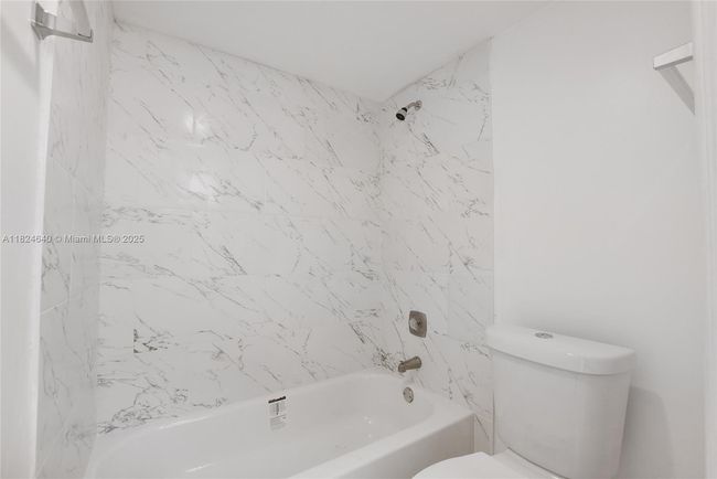 APT-401 - 1750 N Congress Ave, Condo with 2 bedrooms, 2 bathrooms and null parking in West Palm Beach FL | Image 21