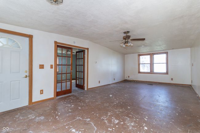 218 Illinois St, House other with 2 bedrooms, 1 bathrooms and null parking in Shirley IN | Image 8