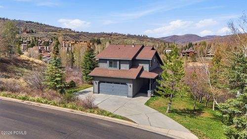 8730 Hidden Cove Rd, Park City, UT, 84098-4725 | Card Image