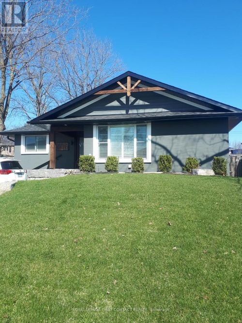 60 Rose St, Barrie, ON, L4M2T2 | Card Image
