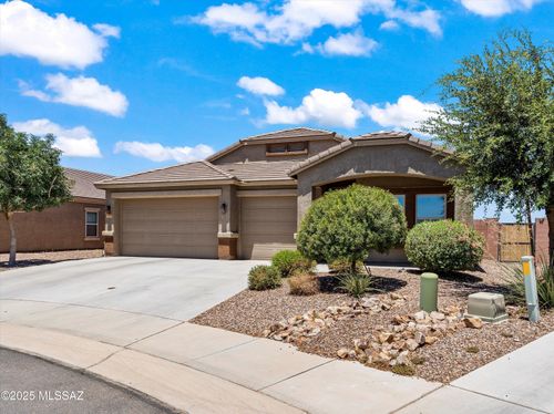 11540 W Tom Henry Way, Marana, AZ, 85653-7522 | Card Image