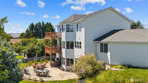 1605 E Bonnie Ln, Ellensburg, WA, 98926-9500 | Card Image