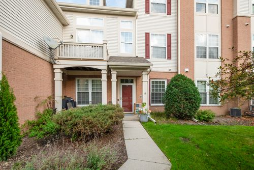 unit-h-8120 Concord Ln, Justice, IL, 60458-2087 | Card Image