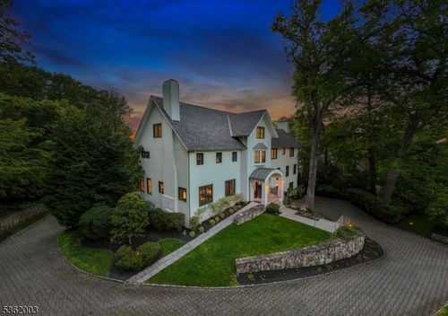 60 Fernwood Rd, Summit, NJ, 07901-2954 | Card Image