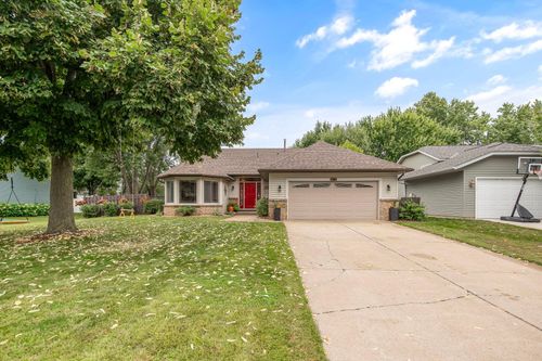 4969 Georgia Ln, White Bear Lake, MN, 55110-6611 | Card Image