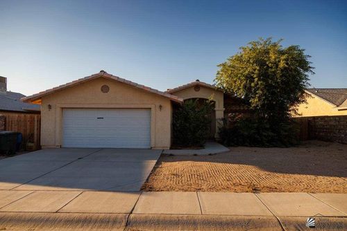 9672 E 38th St, Yuma, AZ, 85365-5996 | Card Image