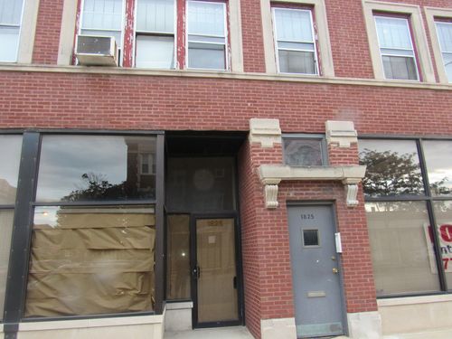 1825 E 79th St, Chicago, IL, 60649-4634 | Card Image