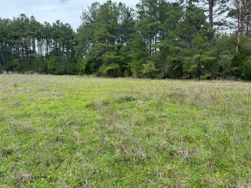 10586 Holland Rd, Kountze, TX, 77625-8316 | Card Image