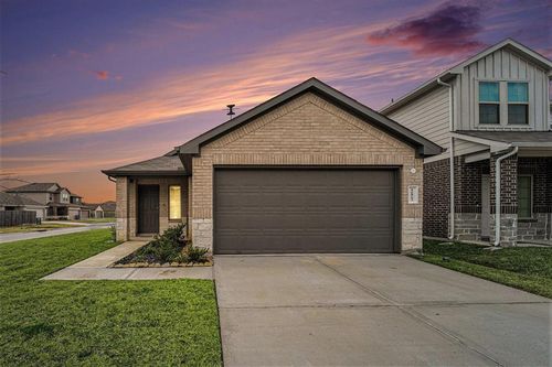 16862 Short Pines Dr, Conroe, TX, 77302-2228 | Card Image