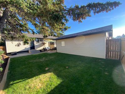 2141 Summerfield Blvd Se, House detached with 5 bedrooms, 3 bathrooms and 1 parking in Airdrie AB | Image 3