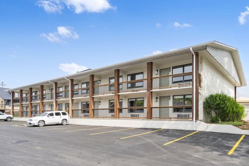 108-405 Veterans Blvd, BRANSON, MO, 65616-2060 | Card Image
