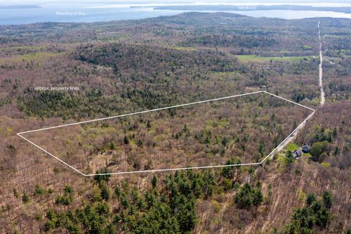 250 Priest Road, Northport, ME, 04849 | Card Image