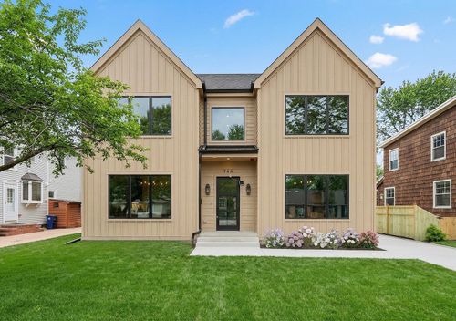 944 Rosemary Ter, Deerfield, IL, 60015-3122 | Card Image