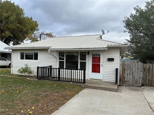 109 2nd Street, Glendive, MT, 59330 | Card Image