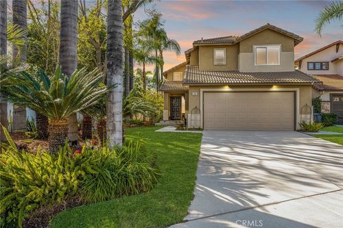 39 Touraine Pl, Lake Forest, CA, 92610-1920 | Card Image
