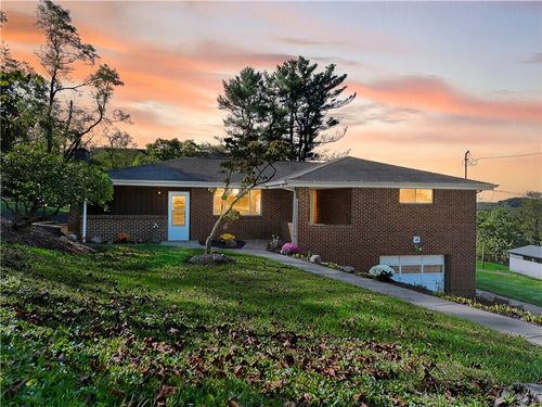 14 Holt Dr, Finleyville, PA, 15332-4005 | Card Image