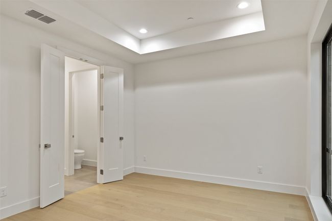 Primary bedroom with en-suite | Image 22