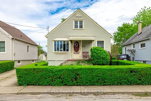 4092 Acheson Avenue, Niagara Falls, ON, L2E3L9 | Card Image