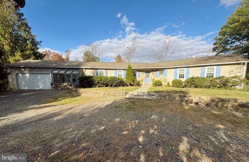 3333 Stump Hall Rd, COLLEGEVILLE, PA, 19426-1455 | Card Image