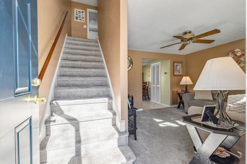 94-94 Durham Rd, Dedham, MA, 02026-5328 | Card Image