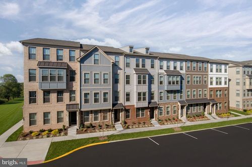 903A Glasgow Lane, MANASSAS PARK, VA, 20111 | Card Image