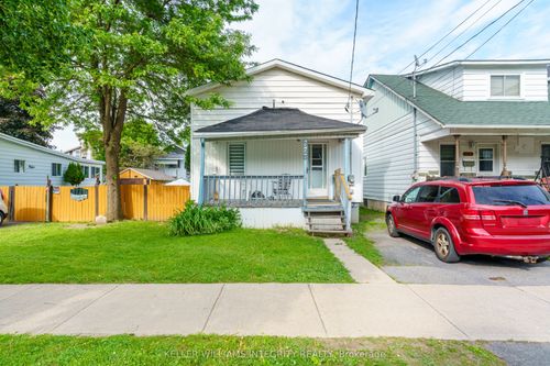 325 Belmont St, Cornwall, ON, K6H4Z7 | Card Image