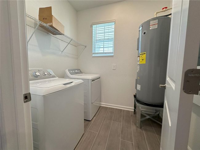 1629 Cross Prairie Pkwy, House other with 3 bedrooms, 3 bathrooms and null parking in KISSIMMEE FL | Image 11