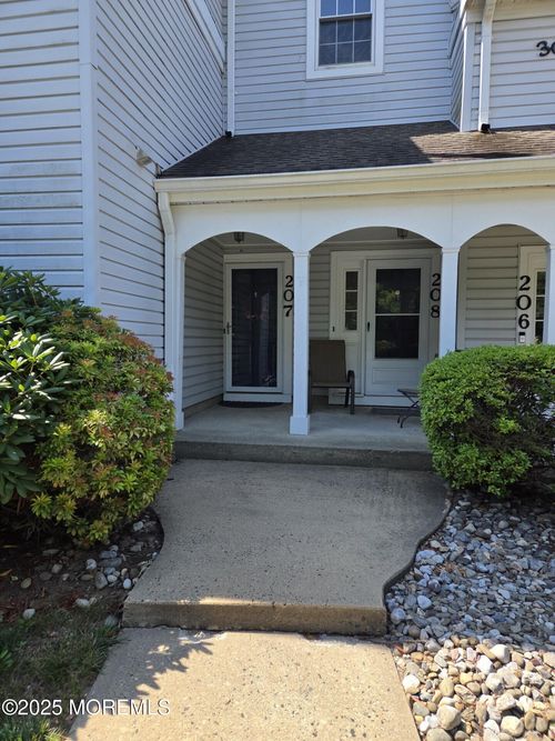 207 Tulip Ln, Freehold, NJ, 07728-4102 | Card Image