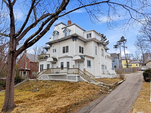 8 Bennington St, East Boston, MA, 02128-1137 | Card Image