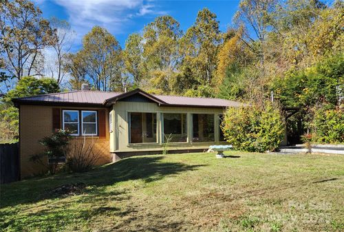 127 Longview Dr, Hendersonville, NC, 28791-1835 | Card Image