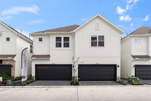 3921 Willowbend Point Dr, Houston, TX, 77025-2185 | Card Image
