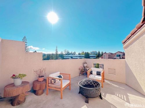 apt-420-1951 Ofarrell St, San Mateo, CA, 94403-1375 | Card Image