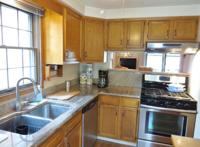 UNIT-11 - 5576 N Watervliet Rd, Condo with 2 bedrooms, 2 bathrooms and null parking in Watervliet MI | Image 5