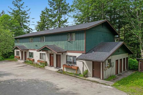 1018 Coogan Dr, Juneau, AK, 99801-9572 | Card Image