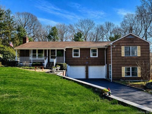 34 Glen Dr, South Salem, NY, 10590-2334 | Card Image