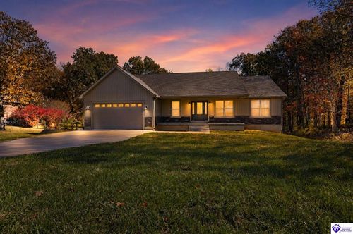 369 Meadowview Dr, Elizabethtown, KY, 42701-8814 | Card Image