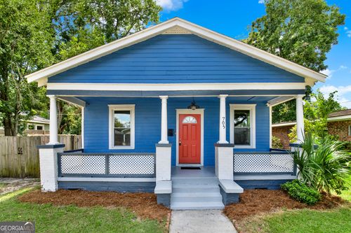 705 E 32nd St, savannah, GA, 31401-7607 | Card Image